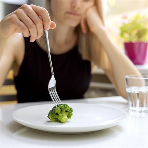 giornata contro i disturbi alimentari: una lotta contro gli stereotipi della società moderna, partendo dalla nostra tavola